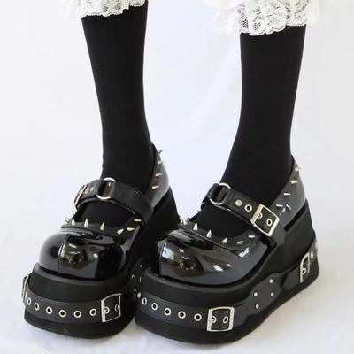 Kawaii Lolita Schuhe Plateau Plateaus für Damen Mode Nieten Mary Janes Runde Zehenschuhe Schulschuhe Mädchen Niedliche Schuhe Schwarz