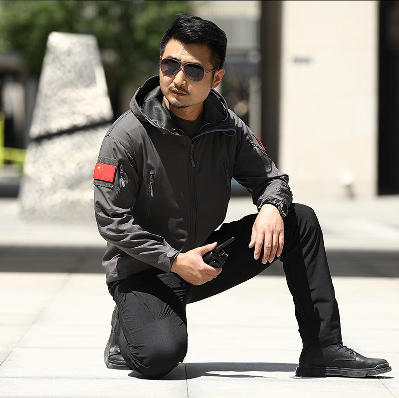 Men's Tactical Waterproof Camouflage Softshell Jacket - Warm Fleece Windbreaker for Outdoor Workwear