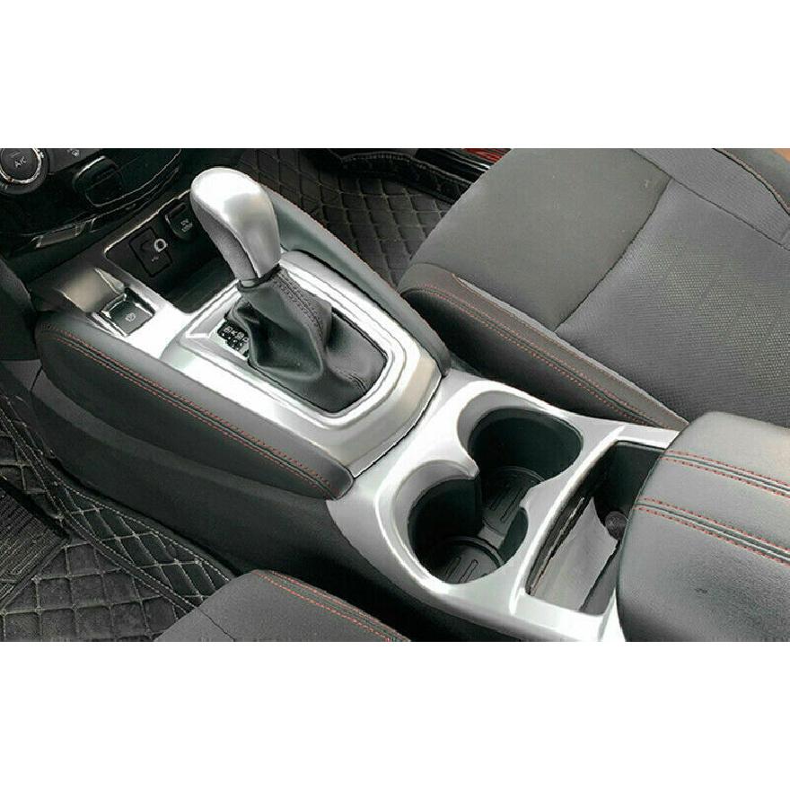 Fit For Nissan Rogue Sport 2017-2021 Silver Central Console Gear Shift Knob Trim