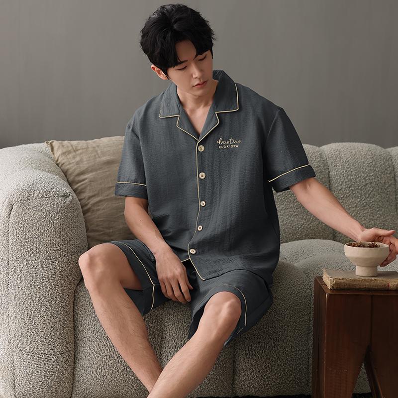 Neuer Sommer dünner Baumwolle Herren Pyjama Set kurzärmliger Cardigan einfarbig Herren Pijama Hauskleidung Oberteile und Shorts 2-teilig/Set Nachtwäsche