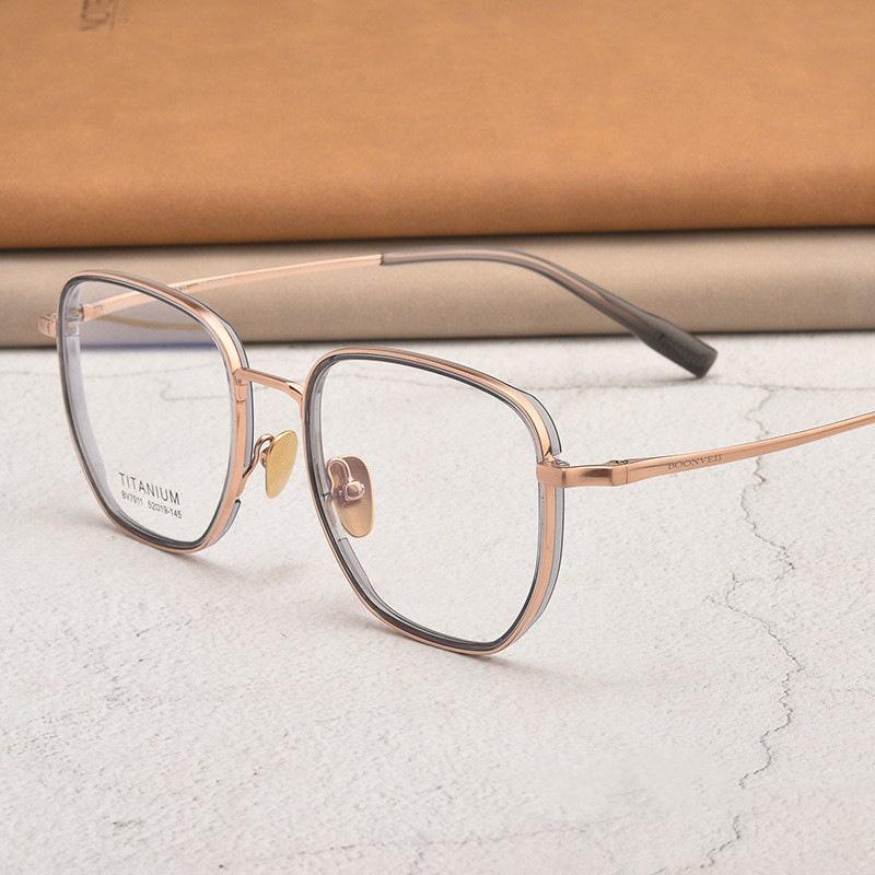 High Quality Ultralight Pure Titanium Glasses Frame For Men And Women Fashionable Retro Eyeglasses Optical Prescription Eyewear