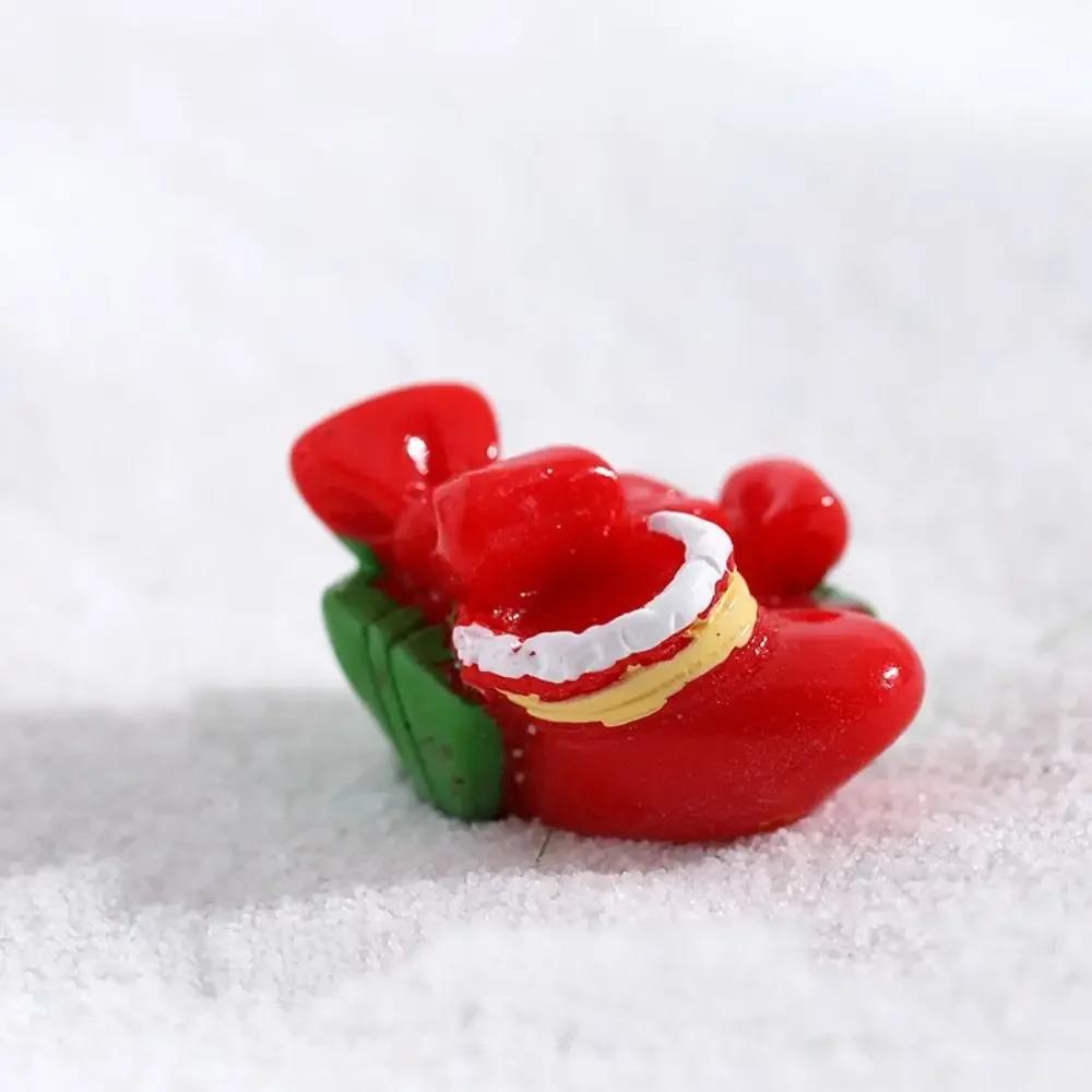 Toy Resin Christmas Figurines Accessories Home Decorations Miniature Santa Claus Bonsai Micro Landscape Cartoon Santa Statue