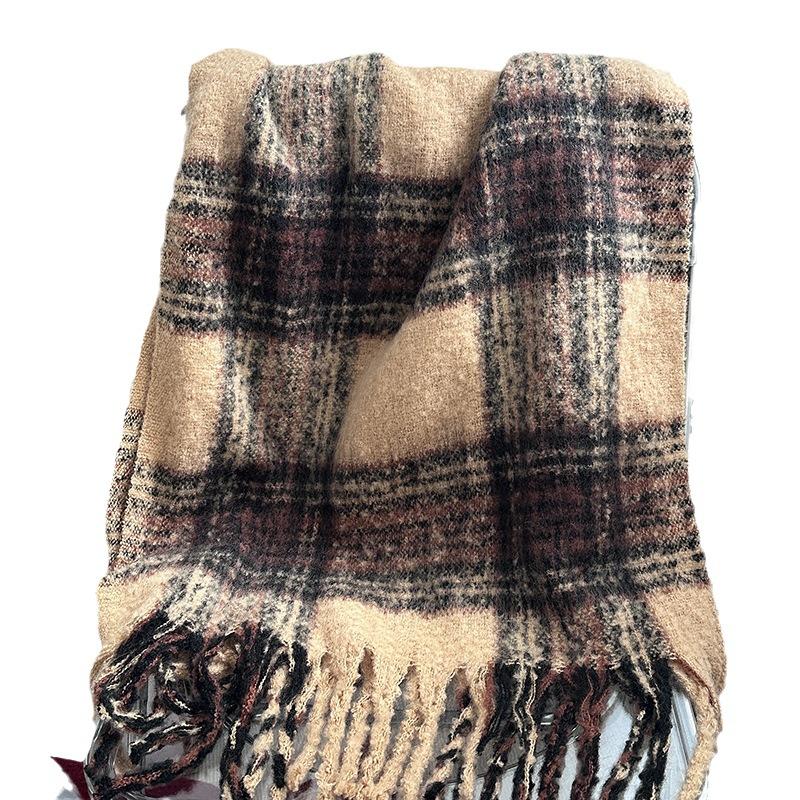 Retro Maillard Atmosphere Scarf for Women In Winter Warm and Cold Proof Thickened Shawl Plush and Versatile Scarf