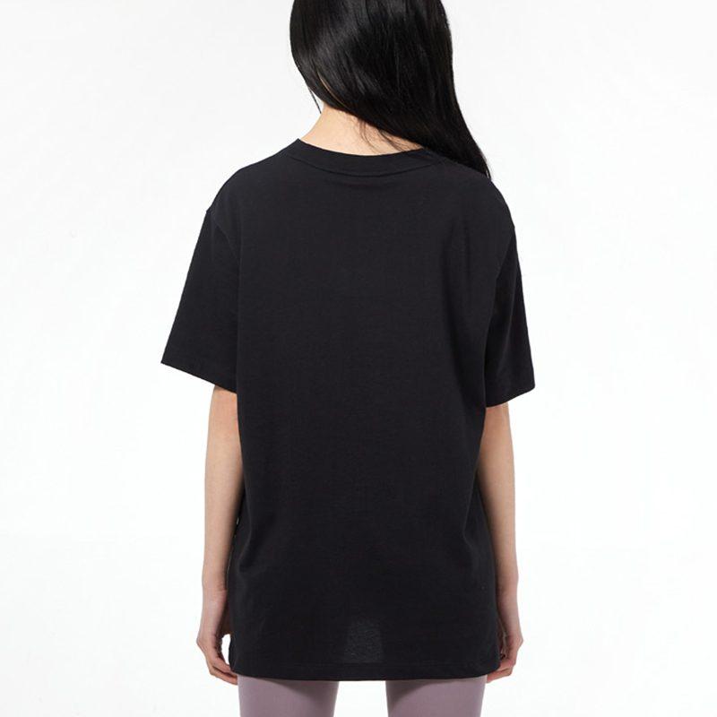 Nike T Shirts Women's Black Crew Neck Moderate Straight Fit CZ8615-010