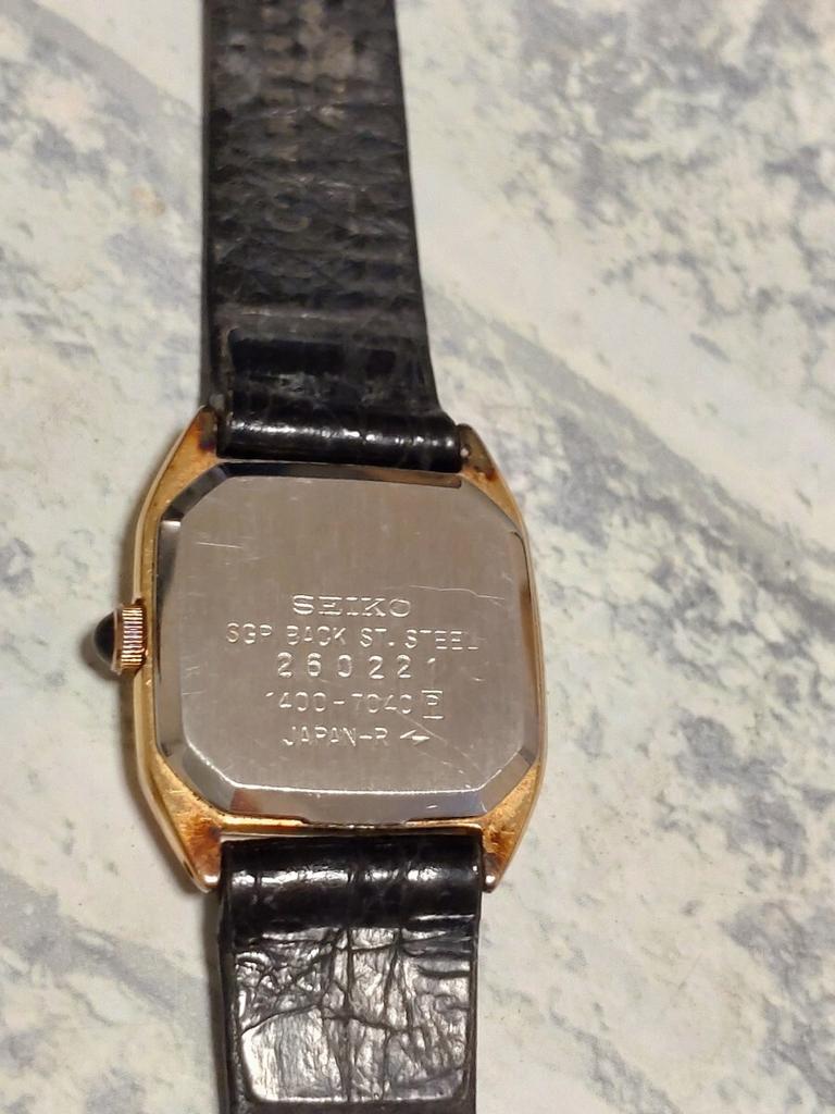 Working SEIKO Tank Square Roman Rectangular Women's Watch, Case, Numerals, Shape, Vintage.