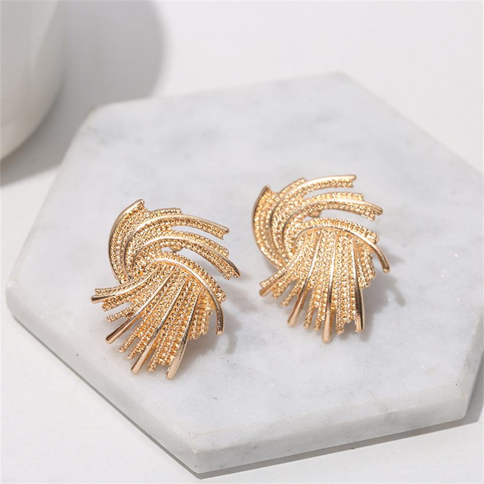 Gold Color Metal Weaving Wing Stud Earrings for Female Fashion Sweet Geometry Wedding Jewelry Romantic Valentine's Day Gift