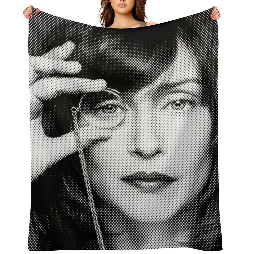 Vera Farmiga Black & White Portrait Made Of Dots Throw Blanket Soft Beds Flannel Fabric Thin Luxury Designer Blankets