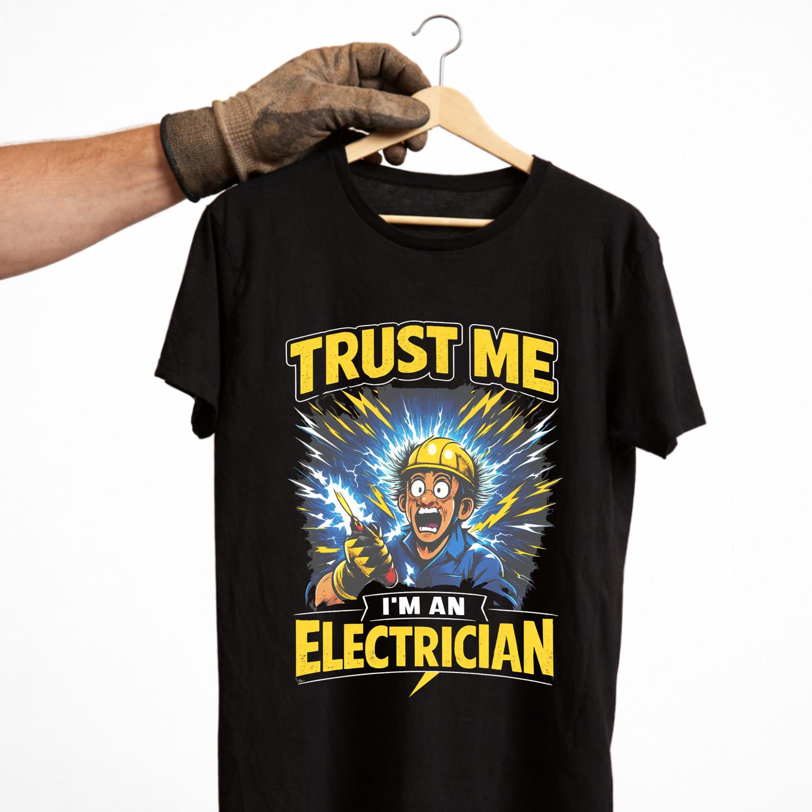 Funny Electrician Shirt – “Trust Me I’m an Electrician” Safety Humor Tee for Men & Women, Electric Worker Gift. M
