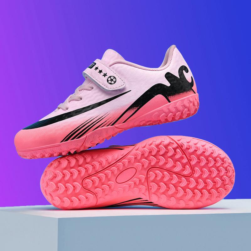 Amazon's new low-top Velcro football shoes boys training medium children and girls broken nail competition shoes