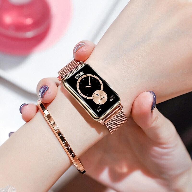 Montre de sport intelligente pour femmes avec moniteur de fréquence cardiaque et podomètre