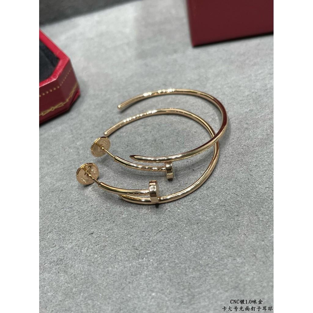 Popular Small Earrings for Men and Women Can Wear, Adding Rivet Elements Fashionable and Exquisite High-end Customized Electroplating 18k Gold 