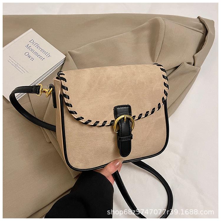 Premium sense retro foreign style small bag women 2025 new Korean version versatile messenger bag fashion super fire shoulder square bag