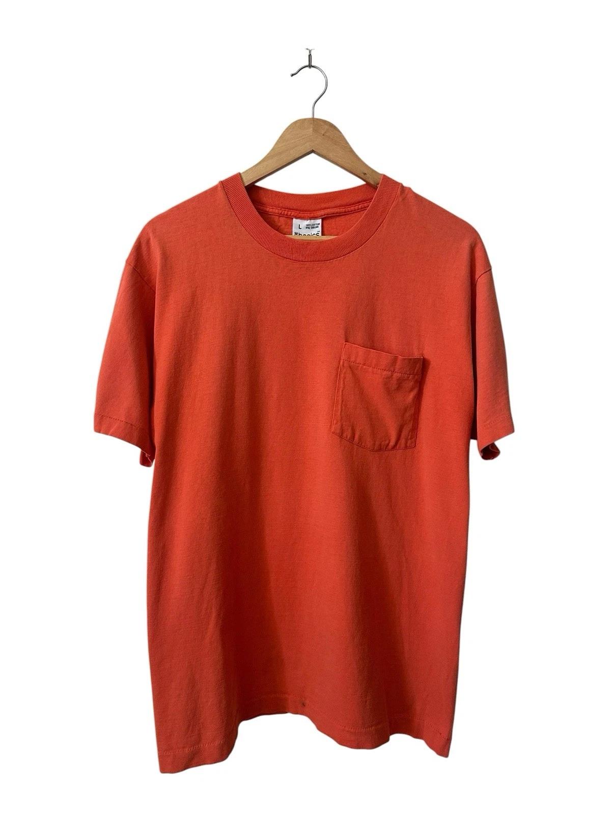 

Vintage Trend Basics Orange Pocket T Shirt Men’s Large 90’s Single Stitched USA 3XL