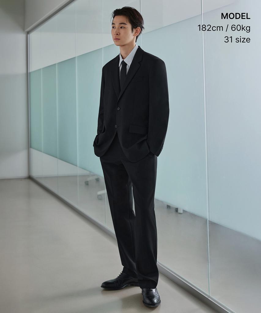MUSINSA STANDARD Semi-Wide Hidden Banding Slacks [Black]