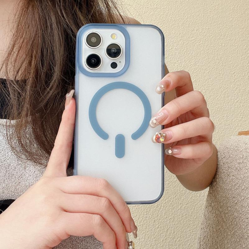 

Clear Frosted Magnetic Case for iPhone 16 Pro Max/15/14/13 15