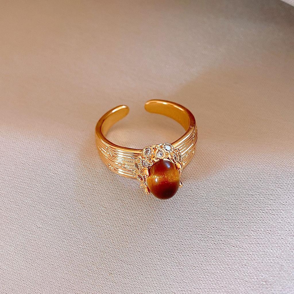 Vintage Maillard Style Square Zircon Tiger's Eye Necklace Accessories Women's Sweater Chain Necklace