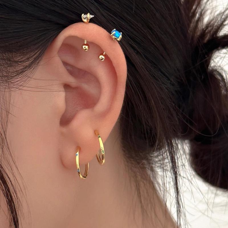Fashion Match Vein Circle Earrings Niche Design Senior Sense Earrings Female Cold Wind Ear Buckle Elegant Simple Lightweight Minimalist Hoop Earrings