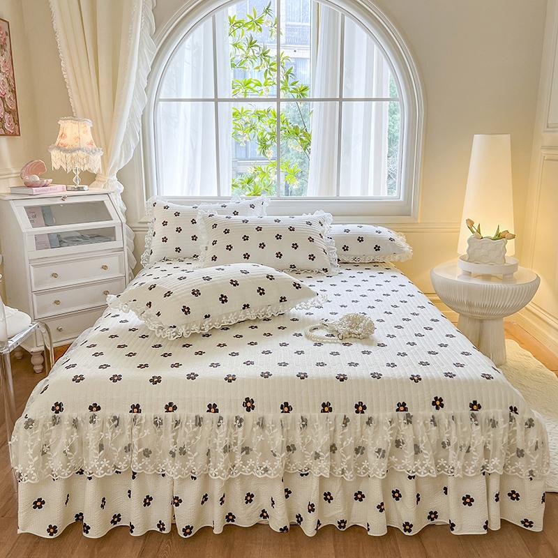 

Princess 1 Piece Lace Bed Skirt + 2 Piece Pillowcases Bedding Bedspreads Sheet Pink Lace Bedding Collection Bed designed for Girl Bed Cover Full 150x200cm 3pcs