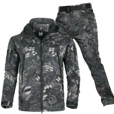 Men's Outdoor Softshell Jacket Set Windproof Breathable Velvet Mountaineering Jacket