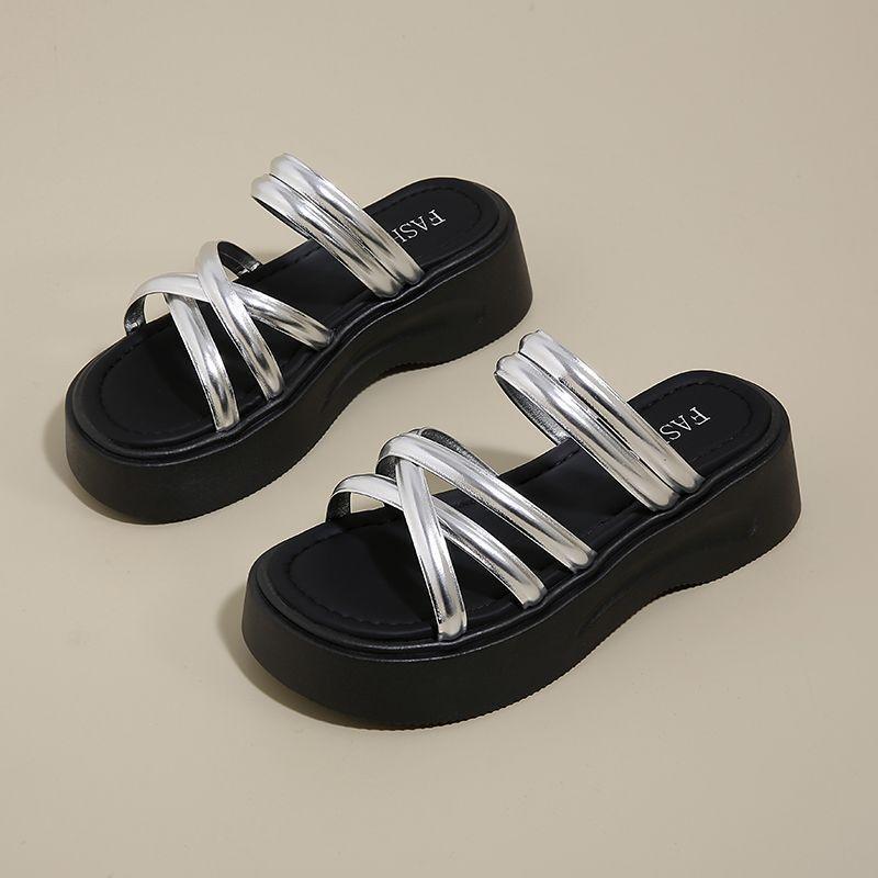 Summer new thick-soled daily home out casual women wear sandals one-word with skirt cool slippers