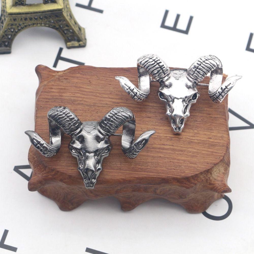Badge Corsage Exquisite Badge Luxury Suit Accessories Sheep Brooch Man Pins British Style Brooch