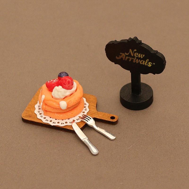 6Pcs/Set Cute Miniature Food Toy Dollhouse Mini Cake Pad Paper Tray Knife And Fork Model For Doll Kitchen Accessories