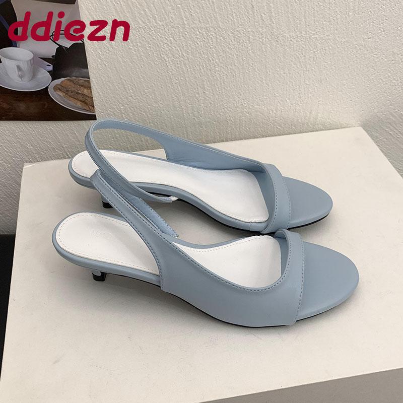 Fashion Round Toe Women Low Heel Sandals Shoes Female Slip On Footwear Casual Fashion Shallow Ladies Heeled Sandals Shoes Pumps