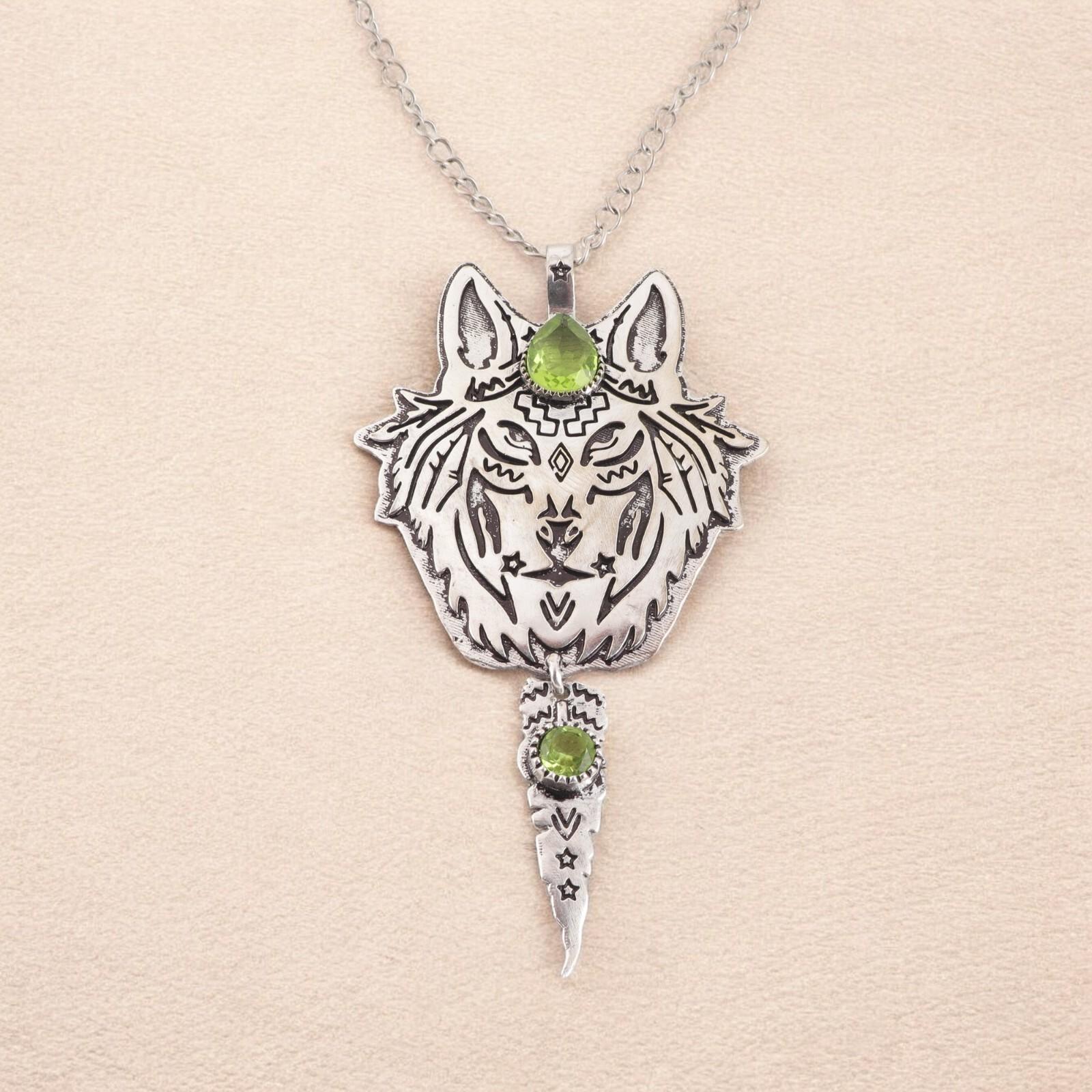 

Подвеска Голова тигра из натурального перидота, оксидированное стерлинговое серебро 925 пробы, 4 CP-26-1