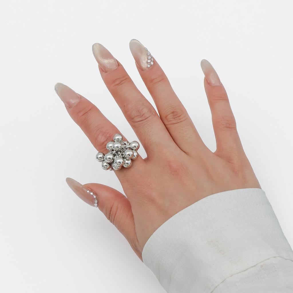 European and American Retro Pearl Opening Hollow Ring Women's Ins Style Alloy Ring Niche Design Fashion Jewelry