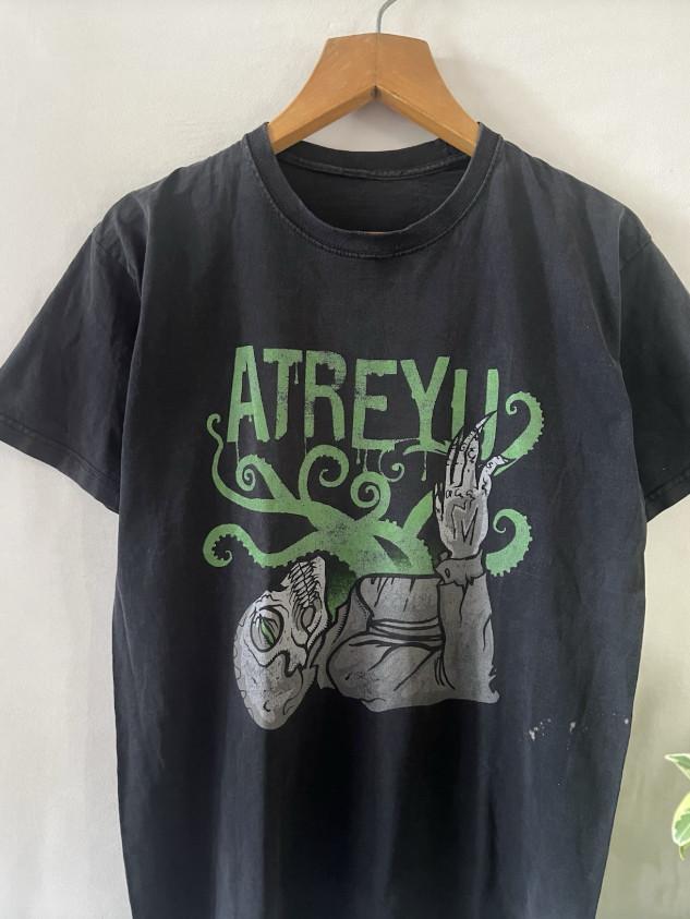 Atreyu Band Vintage Punk TShirt Unisex All Size S To 5XL BL2.1141 Unisex T-Shirt L