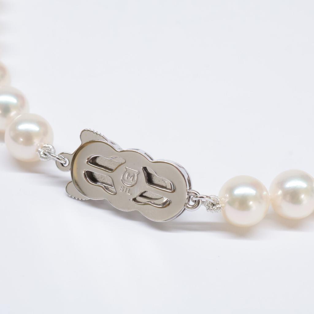 MIKIMOTO Silver Ribbon Clasp, M Charm, 61 Pearls Necklace SilverUsed