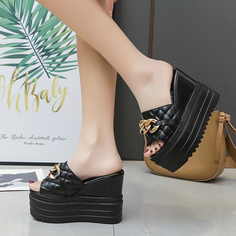 Fashion Women's Ultra High Slippers 2024 Summer New Fashion Thick Base Metal Decoration Women Wedding Banquet Party Luxurious Sandale