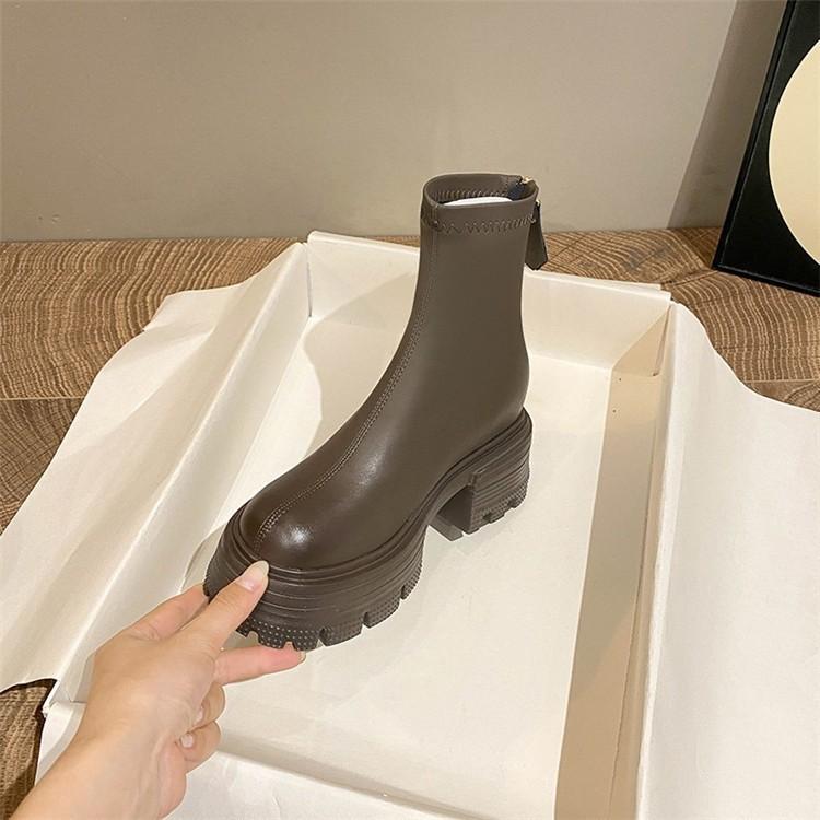2025 New Platform Boots Women's Foreign Style Korean High-end Small Short Boots High Heel Super Fire Short Boots Small Ankle Boots