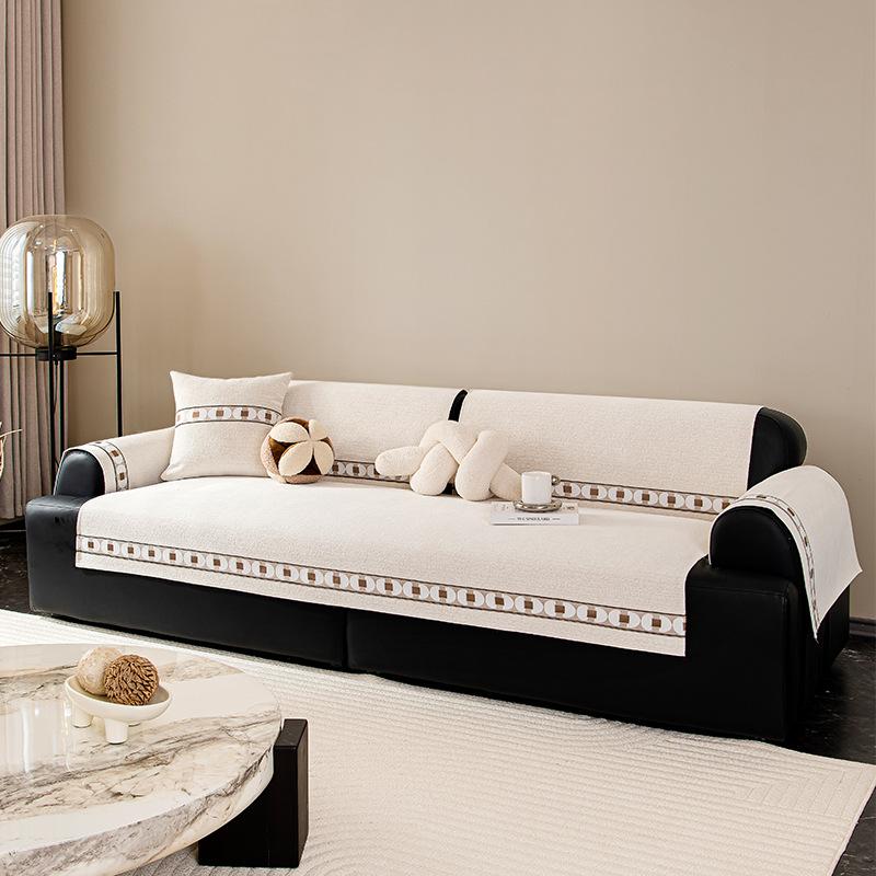 Four Seasons Universal  Autumn And Winter New Leather Solid Wood Sofa Cushion Cover Cloth Non-Slip Backrest Towel Cover Seat Cover