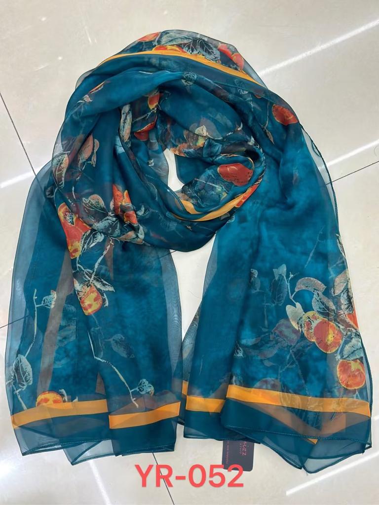 New Silk Beach Stoles Women Hijab Scarf Sunscreen Shawl Wraps Ladies Scarves Foulard Beach Stoles Female Large Bandana Echarpe