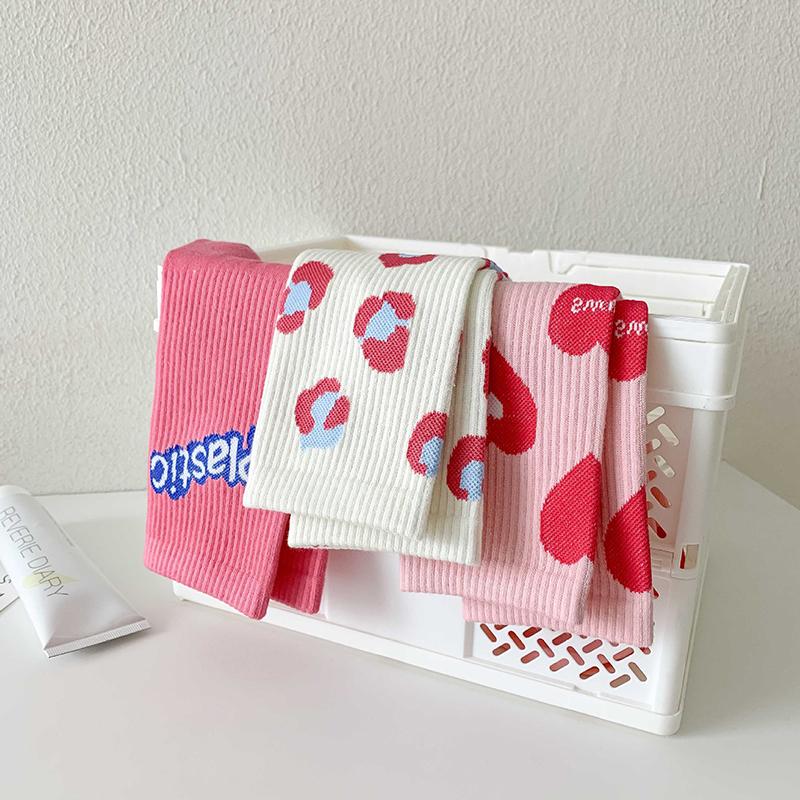 New Heart Strawberry Sweet Love Girl Socks Women'S Middle Tube Socks Cute Lovely