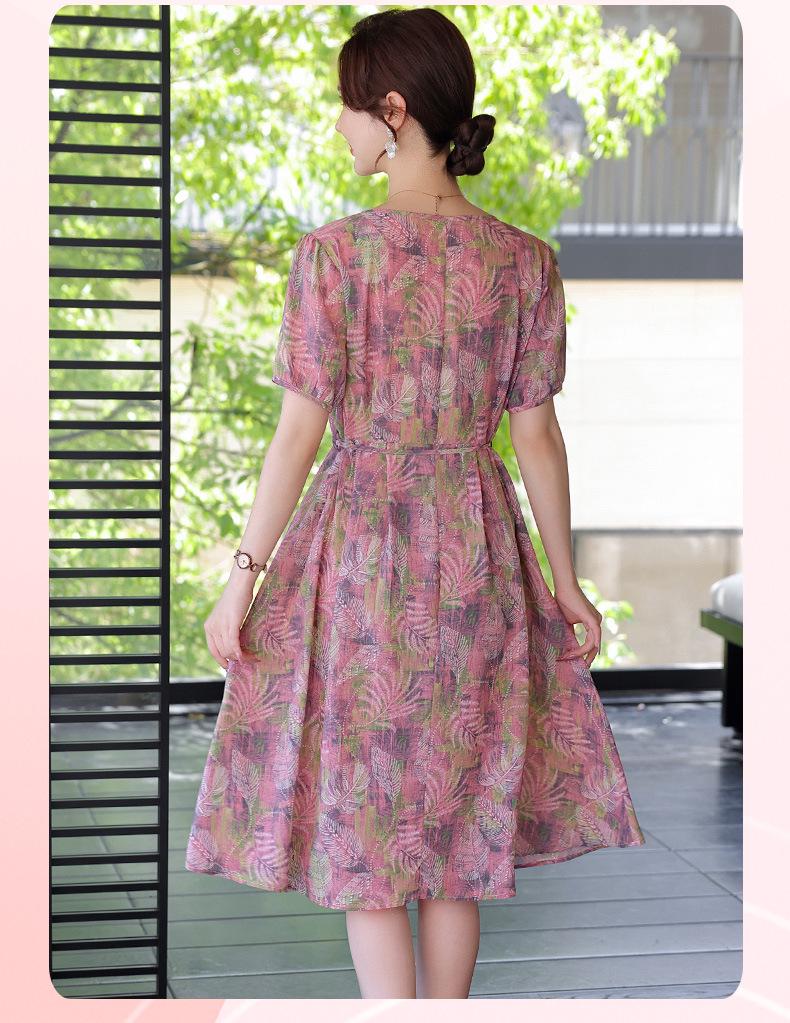 Mom's Modern Floral Short-Sleeve Dress for Middle-Aged and Elderly Women - 2026 Slimming Casual Style