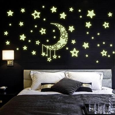 New Glow In The Dark Stars Moon Wall Stickers for Kid Living Room Luminous Sticker Decor