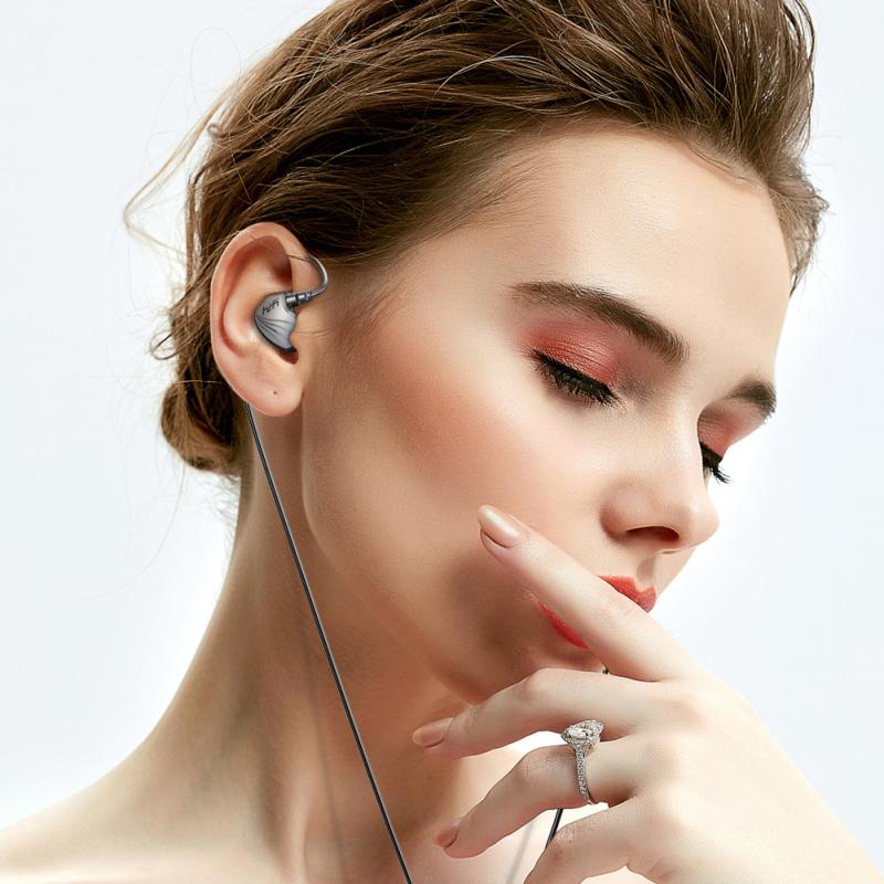 3.5mm In-ear Headphones Bass Eating Chicken Game Headset Compatible For Ios Huawei S2000
