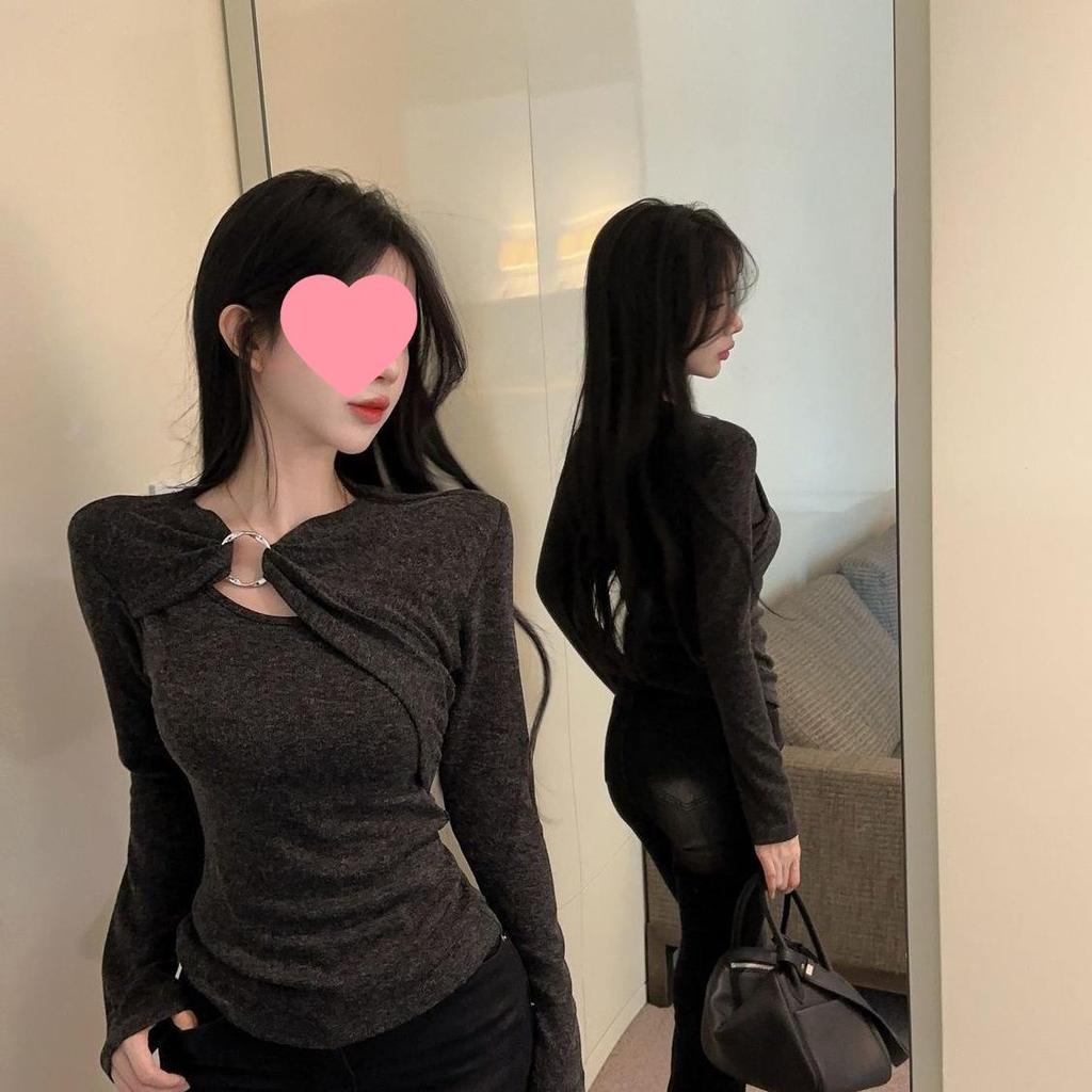 Women's Korean Design Two-Piece Look Long-Sleeve Slim-Fit Base Layer Top for Autumn/Winter