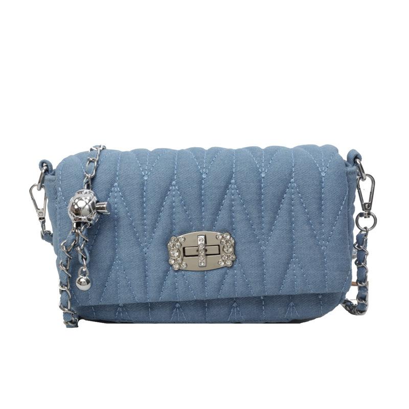 Bag Women's New Versatile Chain Crossbody Bag One Shoulder Small Square Bag