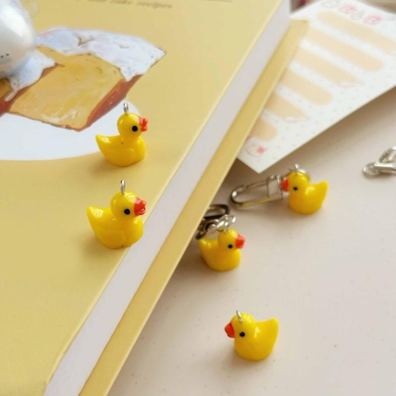 Gelbe Ente Handy-Anhänger Harzgefertigter Tier-Schlüsselanhänger Taschenanhänger Tragbares Mode-Rucksack-Accessoire für Frauen