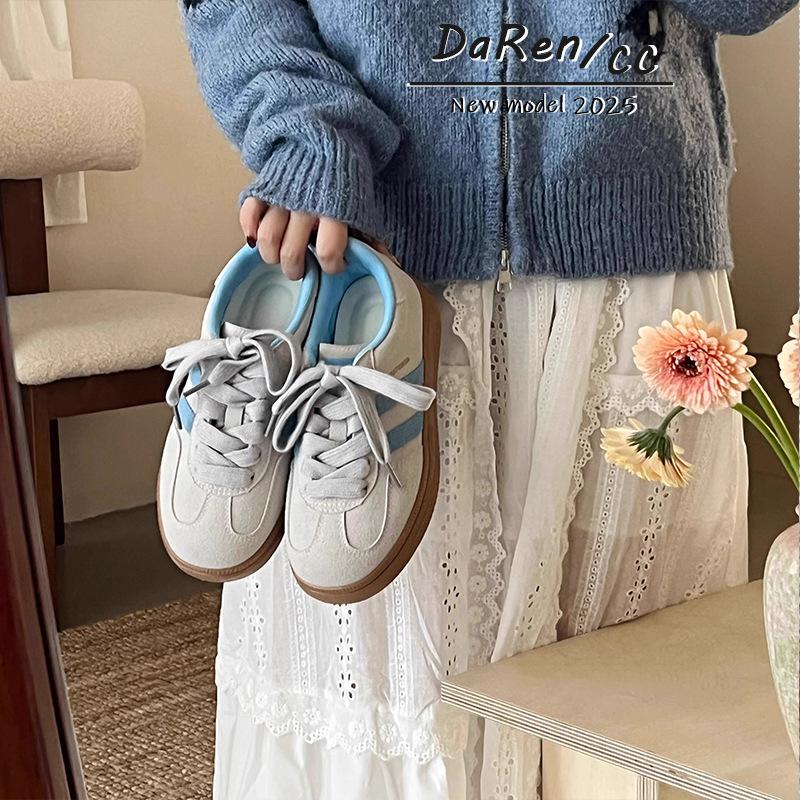 Daren Magnetic Field Thick Baseplate Shoes Women's New Spring Niche Shoes Retro Moral Training Shoes Versatile