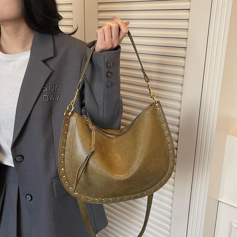 Rivet Crossbody Bag Women's Vintage Underarm Bag Commuter Shoulder Bag