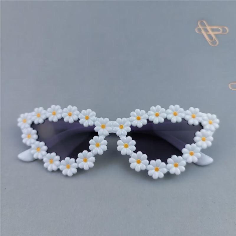Kids Flower Sunglasses Cute Children Daisy Cat'S Eye Glasses Girls Boys Sport Shades Outdoor Uv Protection Round Eyewear Glasses