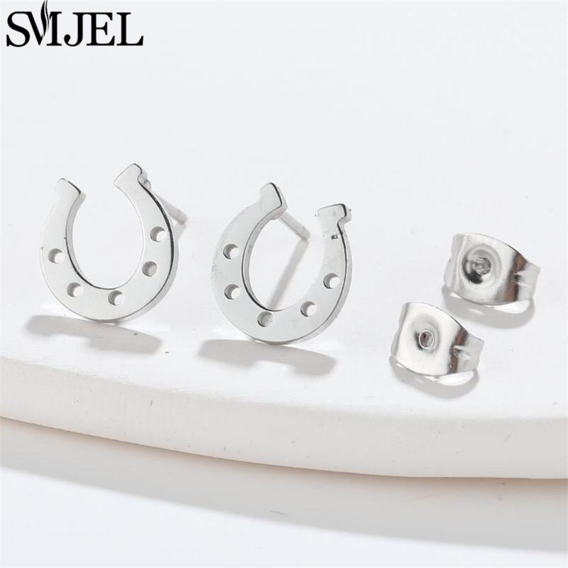 2026 Stainless Steel Geometric Stud Earrings for Women Star Sun Moon Earings Fashion Jewelry Angel Wing Ghost Ear Pendientes