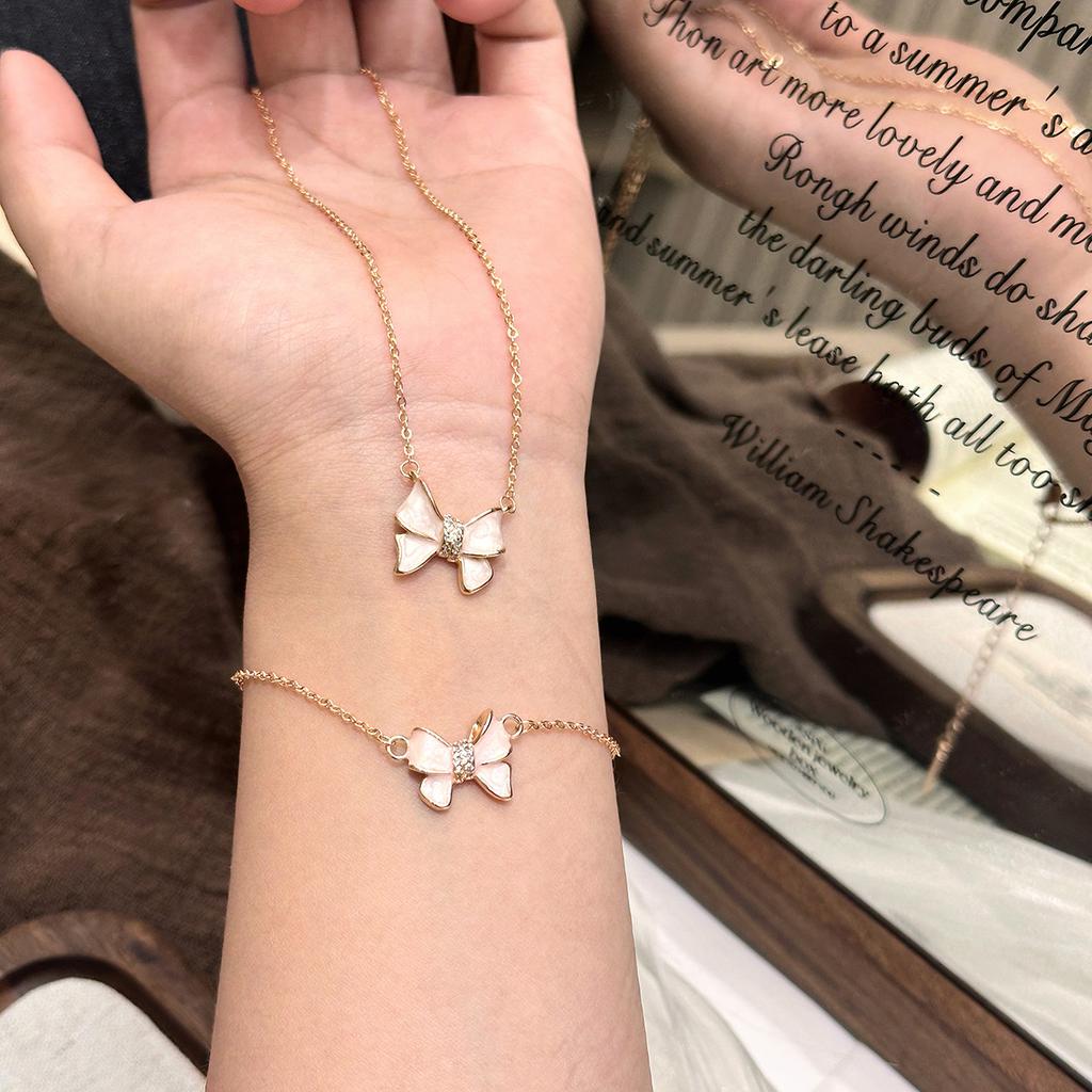 Xiaohongshu explosive Seiko micro-inlaid sweet bow necklace raw light luxury neck chain