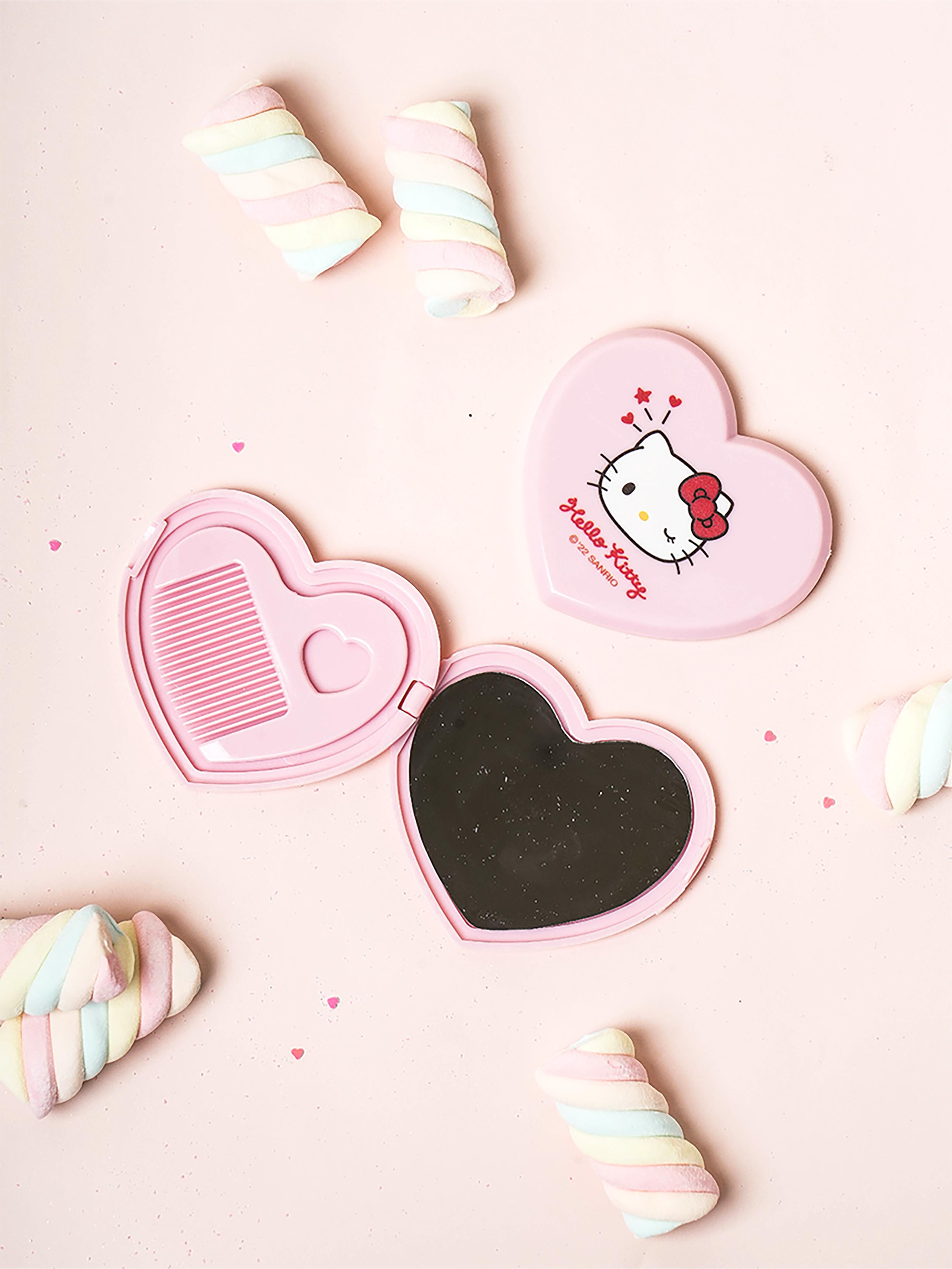 

Hello Kitty Compact Comb & Mirror Set 1ea