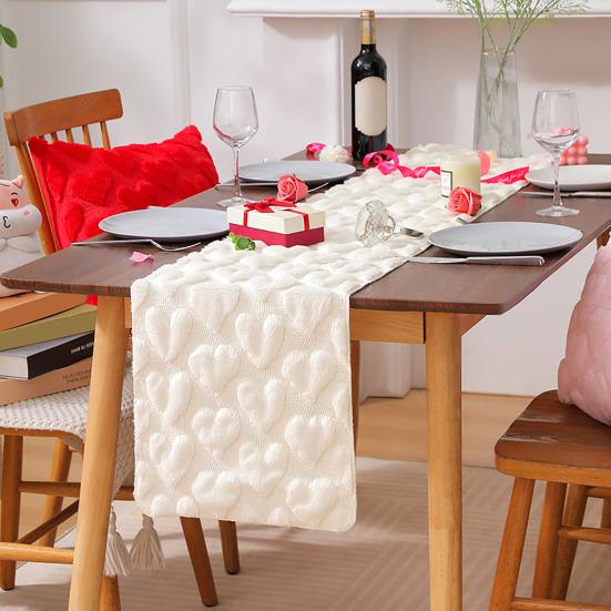 Valentine's Day Table Runner Plush Love Heart Table Runner Fuzzy Heart Romantic Table Runner for Home Dining Table Anniversary Wedding Party