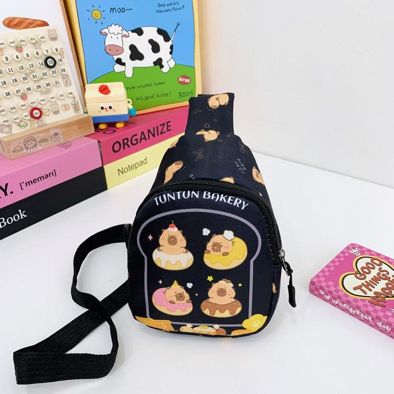 School bag 2025 new kapibara breast bag accessories crossbody shoulder bag children's change bag